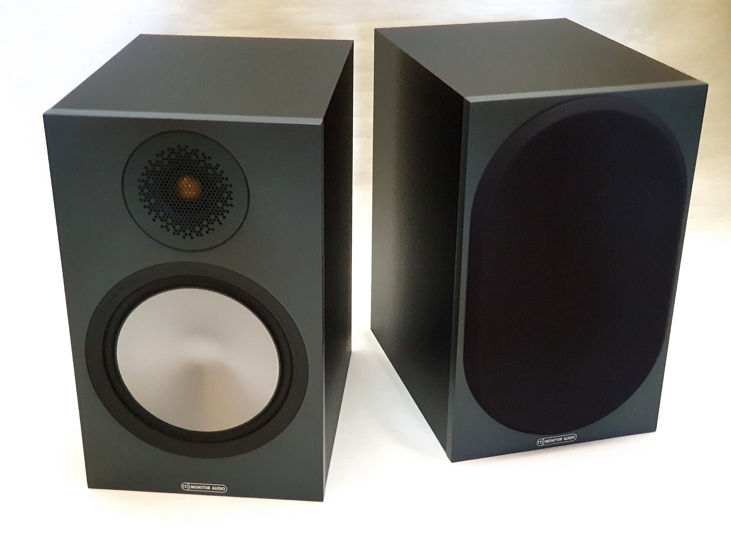 Monitor Audio Bronze 100 (STOCK SALE) (available to demo)