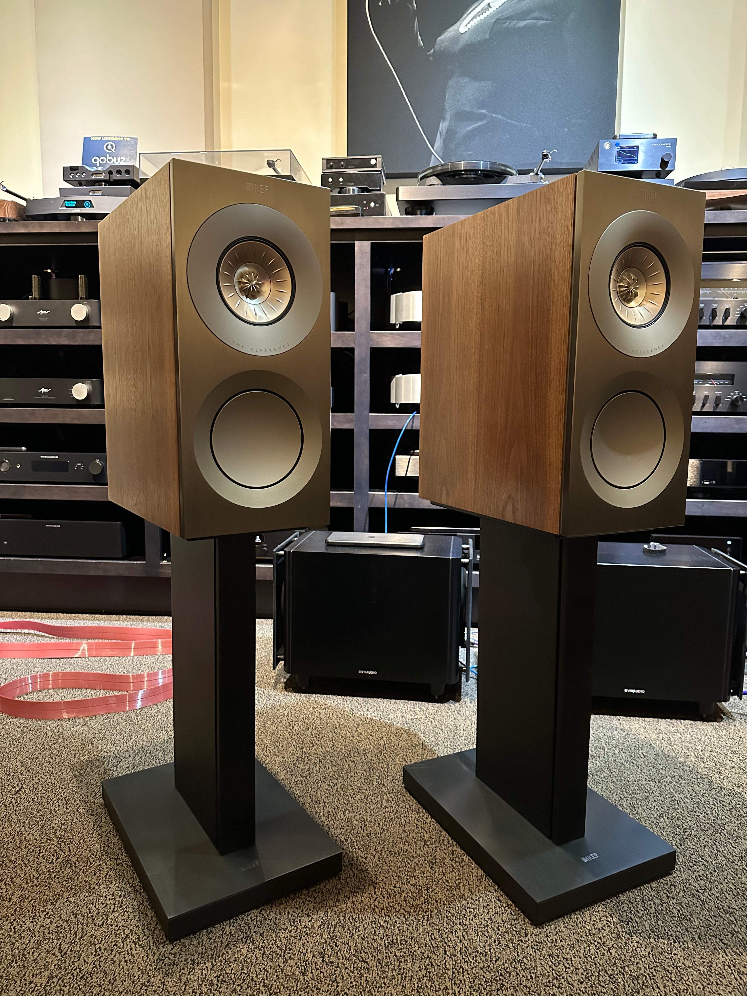 KEF Reference 1 Meta Bookshelf Loudspeakers with matching stands(PAIR)(USED)