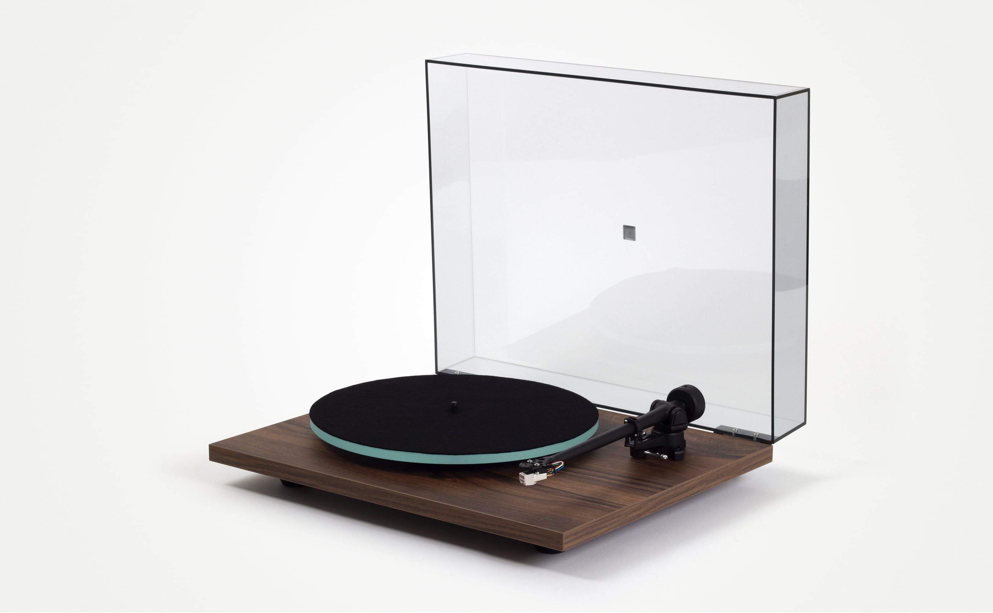 Rega Planar 2 with Nd3 Cartridge (available to demo)