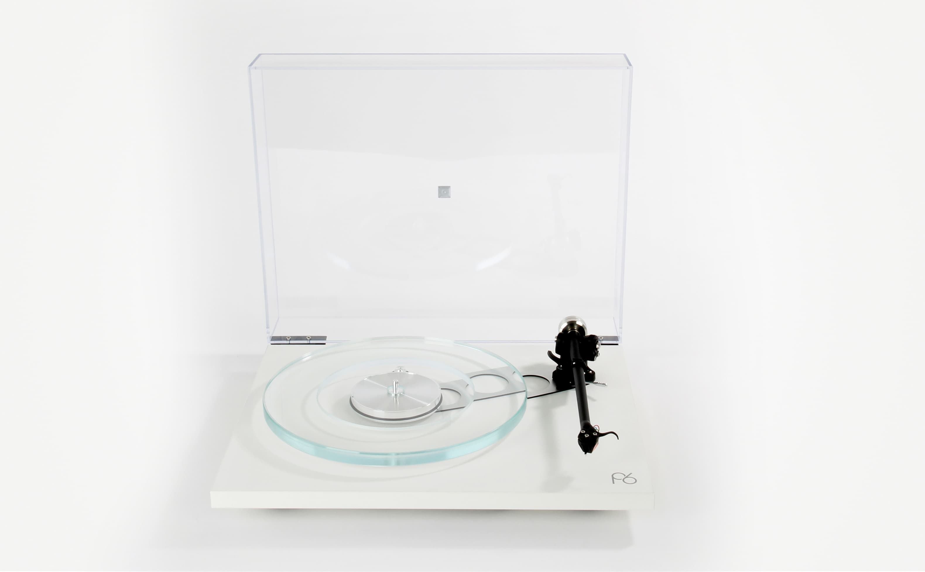 Rega Planar 6 Turntable (available to demo)