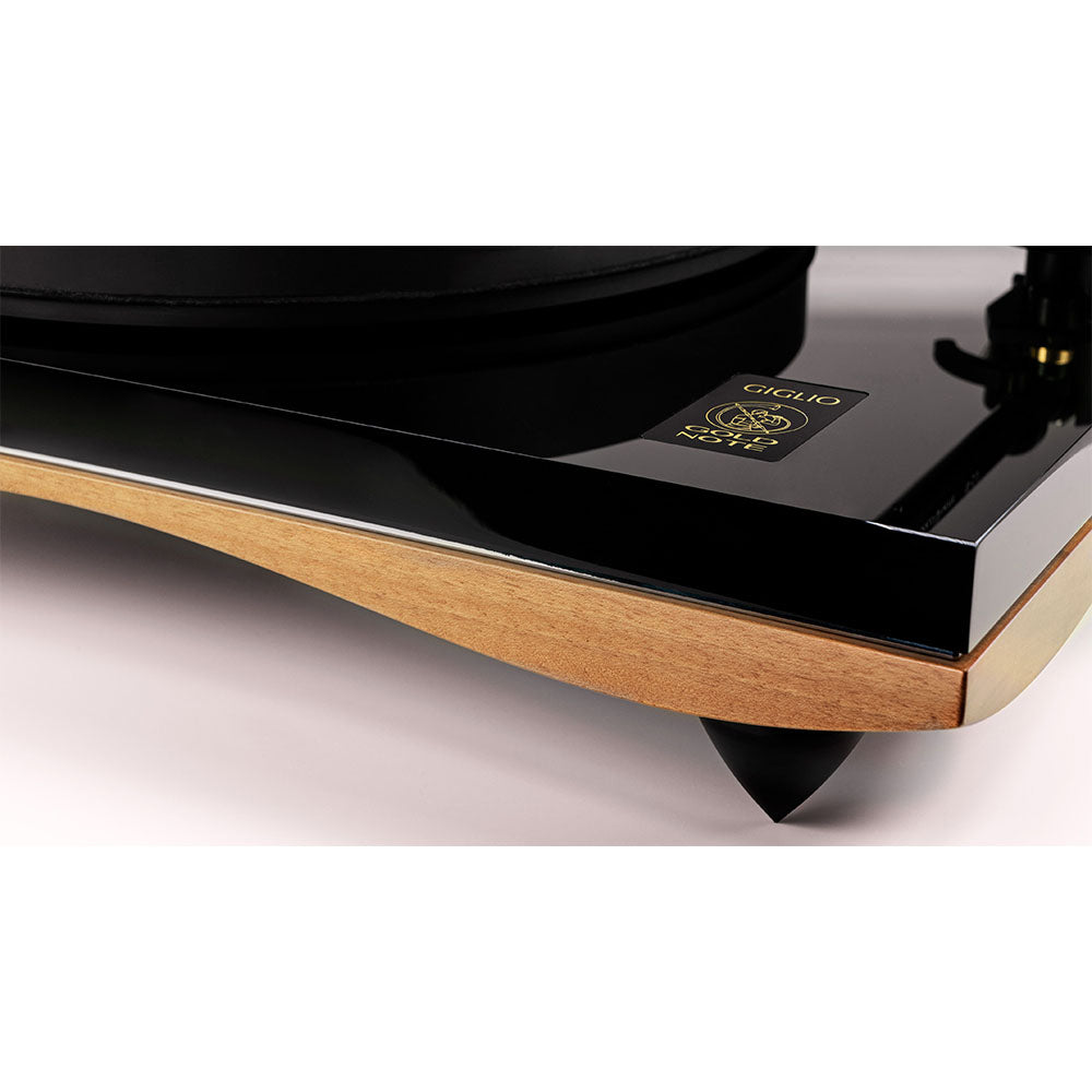 Gold Note Giglio Turntable with B-7 Ceramic Arm (available to demo)