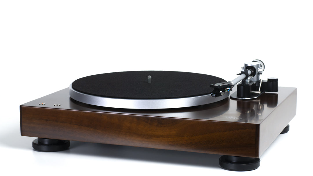 Music Hall Classic Turntable with Cartridge / Phono Preamplifier (available to demo)